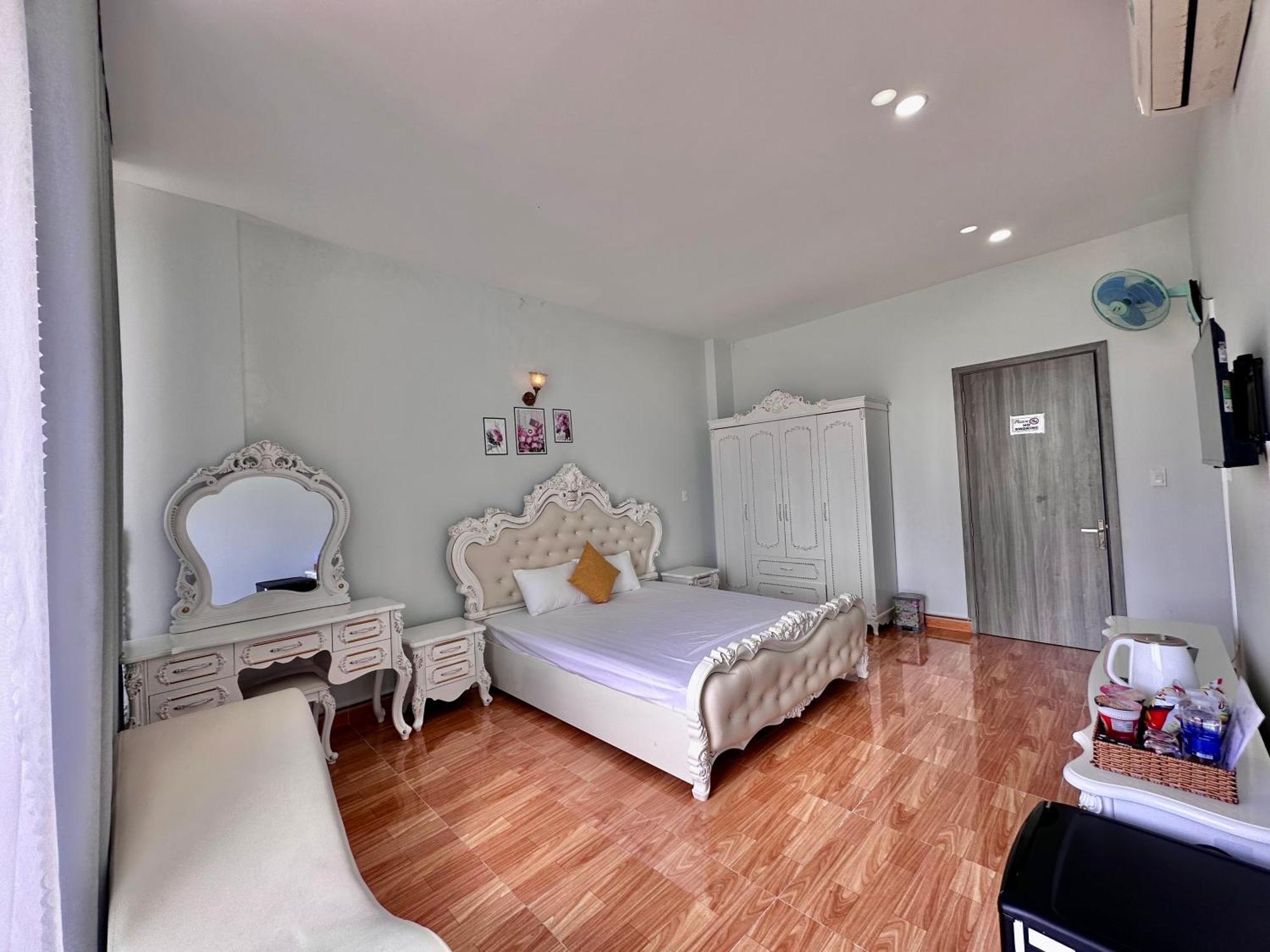 Royal Homestay Tuy Hoa Bagian luar foto